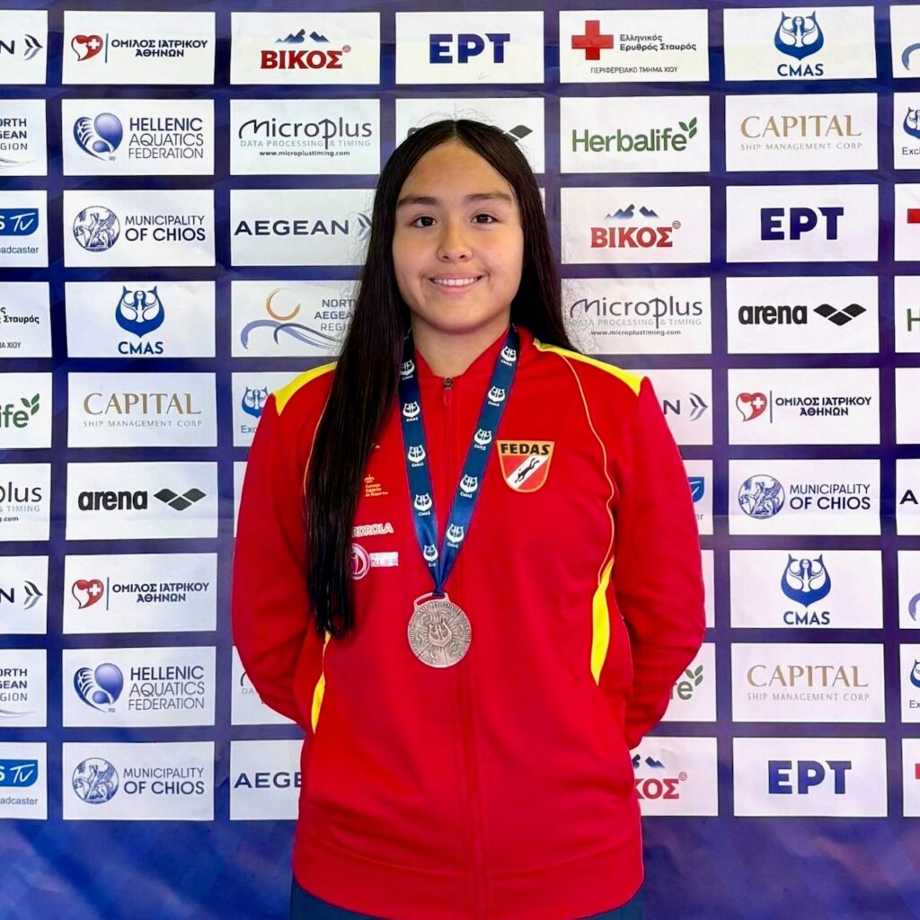 Alessandra Espinoza, bronze júnior europeu