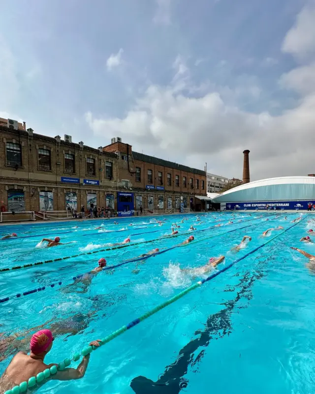 Diumenge passat, el Club Esportiu Mediterrani va acollir una jornada molt especial organitzada per @anhela_team 💚

156 participants van nedar 50x100 metres per donar suport a la recerca de l’ELA 🏊‍♀️

Gràcies a l’esforç col·lectiu, s’han recaptat 3.130 €, que es destinaran íntegrament a aquesta lluita 💪

Des del Club, estem contents d’haver col·laborat novament en aquesta causa solidària que ens recorda el valor de sumar esforços 🤗

#cemediterrani @swimforela