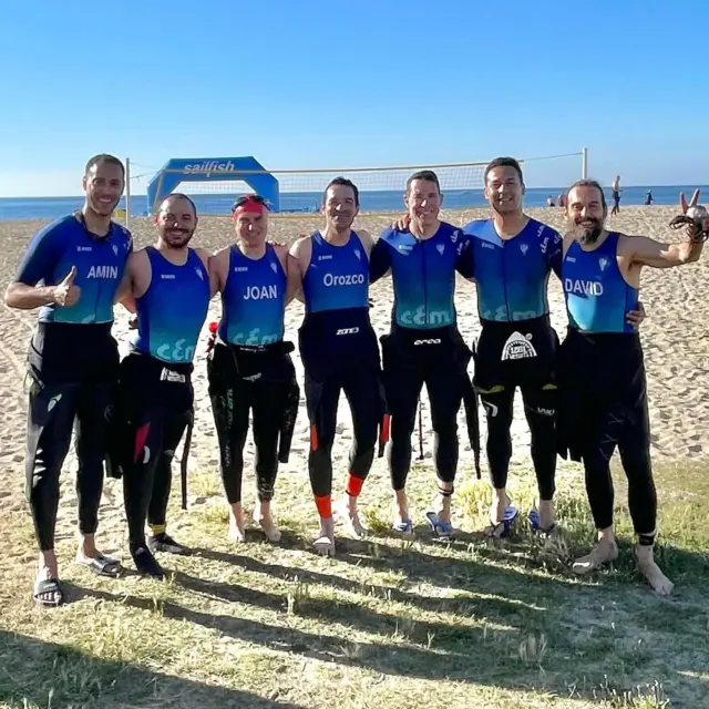 𝐓𝐑𝐈𝐀𝐓𝐋𝐎́ 𝐂𝐈𝐔𝐓𝐀𝐓 𝐃𝐄 𝐌𝐀𝐓𝐀𝐑𝐎́ 

Aquest matí, s’ha disputat el XXIII Triatló Ciutat de Mataró - Campionat de Catalunya per Clubs 🏊‍♂️🚴‍♂️🏃🏻‍♂️

Ha sigut un matí intens i amb molt bones condicions per fer la prova ☀️🌊

A les 9:08h han començat els 6 triatletes que han près part al 𝐂𝐚𝐦𝐩𝐢𝐨𝐧𝐚𝐭 𝐝𝐞 𝐂𝐚𝐭𝐚𝐥𝐮𝐧𝐲𝐚: Jose Orozco, Amin Aissati, Joan Ruiz, Rodrigo Mérida, David Pérez i Jordi Pérez 🙌

2 minuts més tard ha sortit el Genís Morales en categoria 𝐎𝐩𝐞𝐧 🏊‍♂️ 

750 m natació, 20 km ciclisme i 5 km a peu 😰

L’equip s’ha classificat en 21è posició 
💙💚

#cemediterrani #triatló
