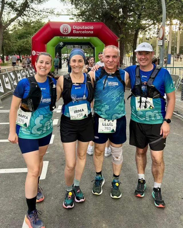 La 𝐒𝐞𝐜𝐜𝐢𝐨́ 𝐝’𝐀𝐭𝐥𝐞𝐭𝐢𝐬𝐦𝐞 del Club Esportiu Mediterrani ha participat aquest cap de setmana en diverses 𝐜𝐮𝐫𝐬𝐞𝐬 𝐩𝐨𝐩𝐮𝐥𝐚𝐫𝐬 de l’àrea de Barcelona:

𝟑𝟑𝐚 𝐂𝐮𝐫𝐬𝐚 𝐩𝐞𝐫 𝐂𝐨𝐥𝐥𝐬𝐞𝐫𝐨𝐥𝐚: Un recorregut de 7,5 km per camins de muntanya, amb sortida des de Cerdanyola. Diversos membres del Club van completar amb èxit aquesta cursa i van gaudir de l’entorn del Parc Natural de Collserola ⛰️

𝐂𝐮𝐫𝐬𝐚 𝐍𝐨𝐜𝐭𝐮𝐫𝐧𝐚 𝐝𝐞 𝐂𝐨𝐫𝐧𝐞𝐥𝐥𝐚̀ 𝐑𝐂𝐃𝐄 𝐑𝐮𝐧𝐧𝐢𝐧𝐠 𝟏𝟗𝟗𝟎: Amb un recorregut de 5 km, els nostres atletes van prendre part en una prova urbana i nocturna, plena d’ambient, que acabava a l’interior de l’estadi de futbol de l’Espanyol 🏟️

𝐏𝐫𝐢𝐦𝐞𝐫𝐚 𝐂𝐮𝐫𝐬𝐚 𝐀𝐧𝐭𝐢𝐫𝐚𝐜𝐢𝐬𝐭𝐚 𝐝𝐞 𝐁𝐚𝐫𝐜𝐞𝐥𝐨𝐧𝐚: Amb sortida i arribada a la Plaça de Sants i recorregut pel barri, alguns membres de la Secció es van sumar a aquesta iniciativa esportiva i reivindicativa 🏃‍♀️🏃🏻‍♂️

#cemediterrani #atletisme