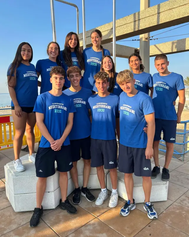 𝐂𝐀𝐌𝐏𝐈𝐎𝐍𝐀𝐓 𝐃𝐄 𝐂𝐀𝐓𝐀𝐋𝐔𝐍𝐘𝐀 𝐉𝐔́𝐍𝐈𝐎𝐑 🏊‍♀️

Des de dijous, s’ha disputat el Campionat de Catalunya d’Estiu Júnior de Natació al CN Mataró 🏊‍♂️

𝐏𝐨𝐝𝐢𝐬
Mae Comas (2008)
🥇 200m estils 2:23.83
🥇 200m lliure 2:07.02
🥇 50m braça 33.78
🥈 50m lliure 27.36

Marcus Snegur (2007)
🥇 50m braça 30.48

Marcel Yagüe (2008)
🥈 50m braça 30.99
🥈 100m braça 1:08.40
🥈 200m braça 2:30.80

Noa Pérez (2007)
🥈 50m lliure 27.76
🥈 50m papallona 29.75
🥉 100m esquena 1:09.55
🥉 50m esquena 32.21
🥉 100m lliure 1:00.83

Berta Martín (2008)
🥉 400m estils 5:23.83
🥉 200m estils 2:30.07
🥉 200m esquena 2:32.11

Avril Amor (2008)
🥉 800m lliure 9:49.28

Relleu femení
🥈 4x200m lliure femení 8:45.18
(Comas, Pérez, Martín i Amor)
🥉 4x100m lliure femení 4:02.58
(Comas, Pérez, Martín i Canals)

L’equip ha quedat 8è en la classificació de Clubs, amb 1179,50 punts 8️⃣

Enhorabona 💙💚
#cemediterrani #natació